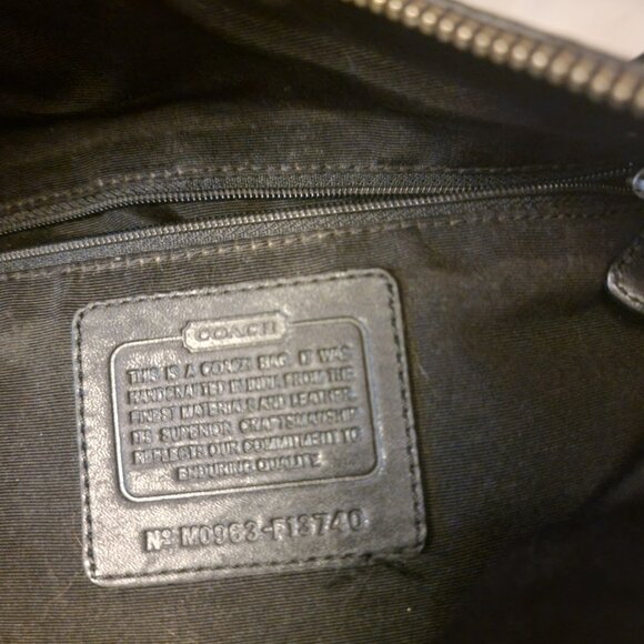 Coach Vintage Hamptons Signature C Hobo Handbag Tan & Black , No. M0963-F13740 - Picture 4 of 7